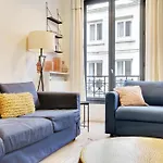 Pick A Flat\'S Apartment In Palais Royal - Rue De Richelieu